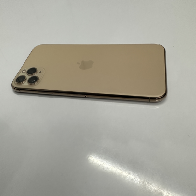 iPhone 11 Pro Max 64gb dorado. Libre 