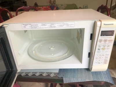 Microondas Panasonic – Potente, Amplio y Económico (Usado)