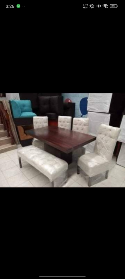 Comedores, salas, recámaras y algo más 