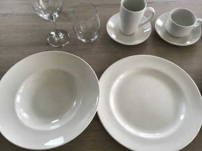 Espectacular equipamiento para casa completa de 12 personas. 