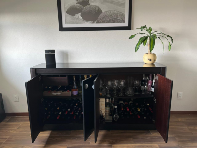 Precioso comedor 8 sillas y bufetero