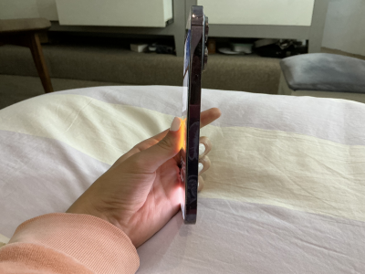 iPhone 14 Pro morado