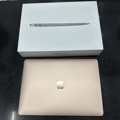 MacBook Air 2020. 256gb. 8gb