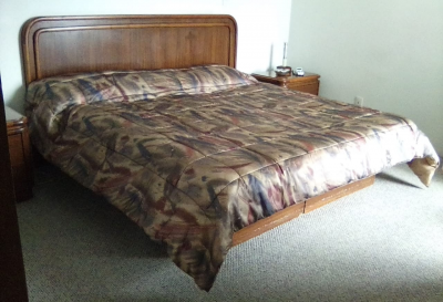 CAMA KING SIZE.