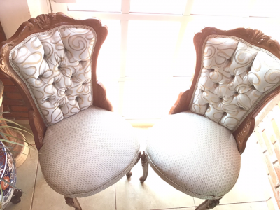 Sillas de caoba en excelente estado venta