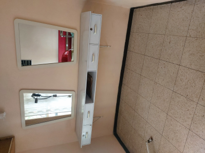VENTA DE MUEBLES DE ESTETICA USADOS, BUEN ESTADO.
