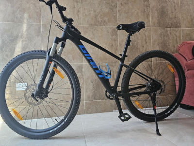 Bicicleta Montaña talla S marca GIANT rodada 29 casi sin uso
