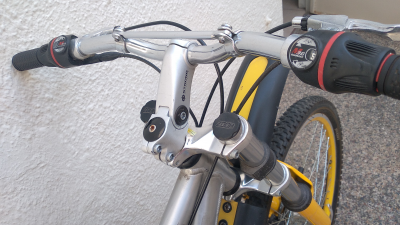 Bicicleta marca  Strong