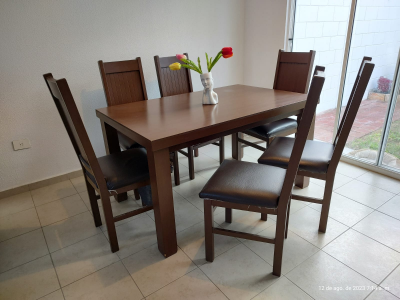 Comedor de 6 sillas color chocolate 
