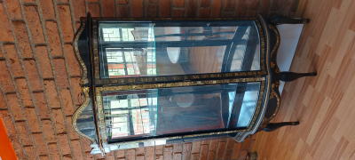 Vitrina oriental