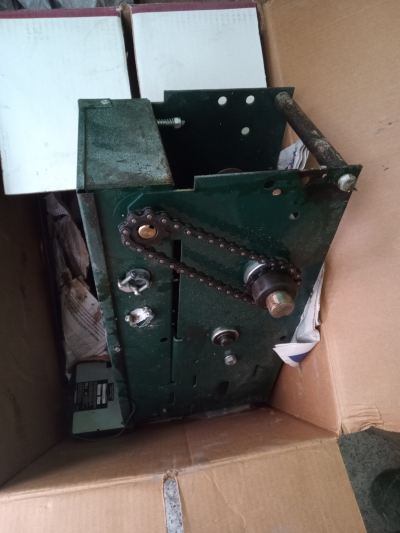 Motor para porton marca Manaras Opera modelo MLT