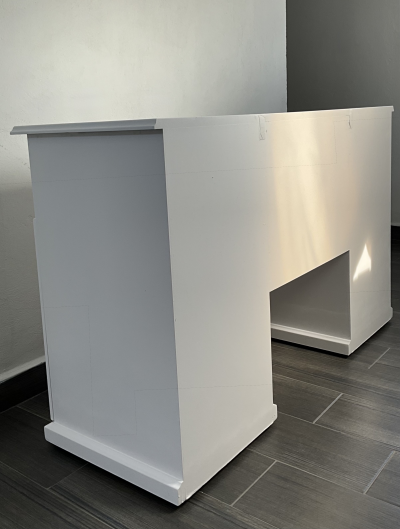 Tocador blanco de MDF - restaurado y pintado