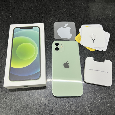 IPhone 12 64gb Verde. Libre