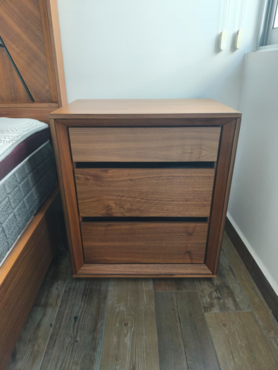 Buró BARDI Nogal PLACENCIA