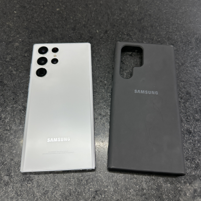 Samsung S22 ultra blanco. 256gb. 12gb de ram. Dual sim. Libre