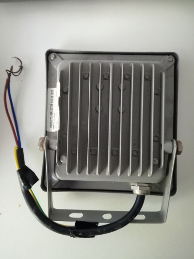 REFLECTORES  DE LUZ LED