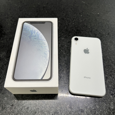 IPhone XR 64gb Blanco. Libre
