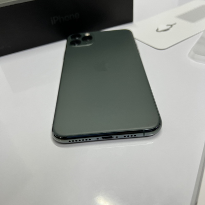 IPhone 11 Pro Max 64gb Verde. Libre
