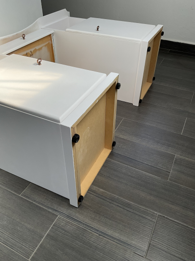 Tocador blanco de MDF - restaurado y pintado