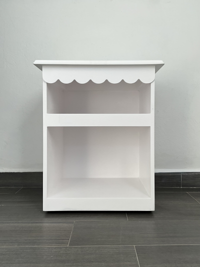 Buró blanco de MDF - restaurado y pintado