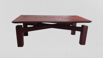 Mesa de centro en madera tropical