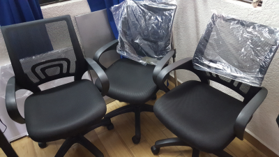 SILLA SECRETARIAL COLOR NEGRO