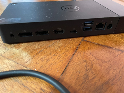 Modular Dock con 2 puertos Thunderbolt 4 y admite hasta 4 pantallas 4K 