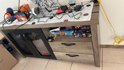 Comedor 6 sillas con mueble decorativo con espacio para botellas, juegos de mesa etc... con 2 cajones