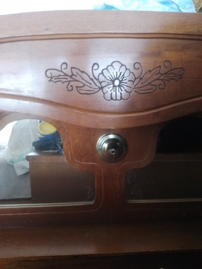 Cabecera de recámara con su mueble de espejo