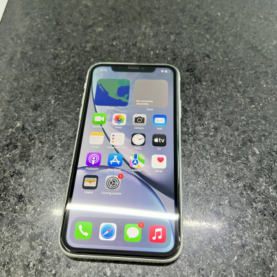 IPhone XR 64gb Blanco. Libre