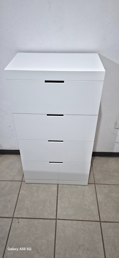 Cajonera minimalista moderna
