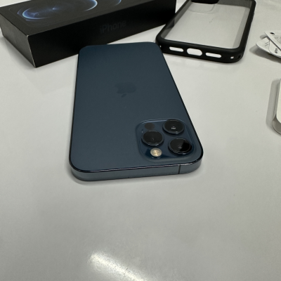 iPhone 12 Pro 128gb azul. Libre