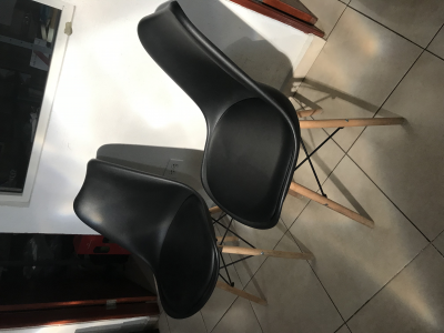 Set De 2 Sillas De Comedor Estilo Moderno Minimalista con cojin color negro