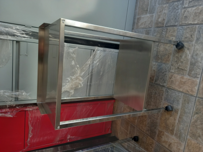 Mesa Pasteur cromada