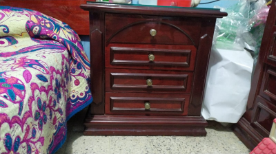 Recámara Matrimonial Clásica de Caoba Roja