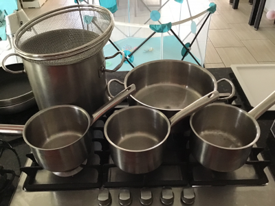 Espectacular equipamiento para casa completa de 12 personas. 