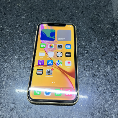 IPhone XR 128gb Amarillo. Libre
