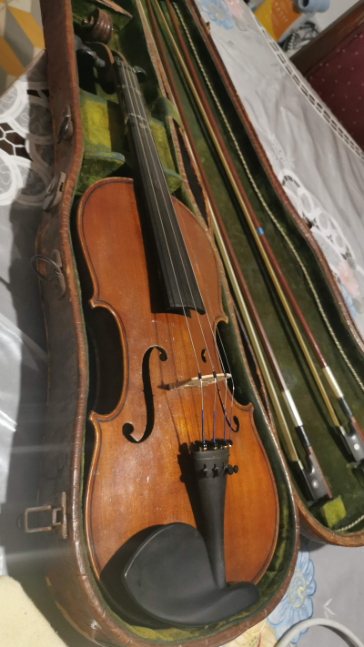 Violín antiguo
