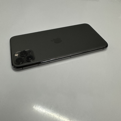 iPhone 11 Pro Max 64gb gris. Libre 