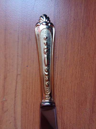 Elegante juego de cubiertos