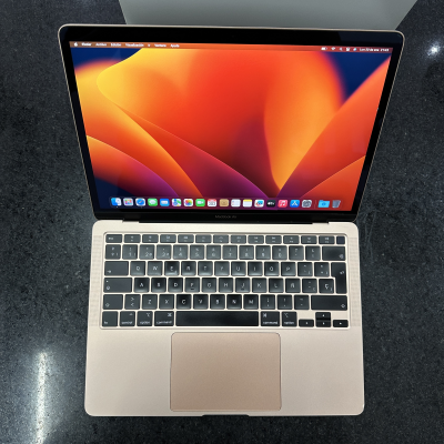 MacBook Air 2020. 256gb. 8gb