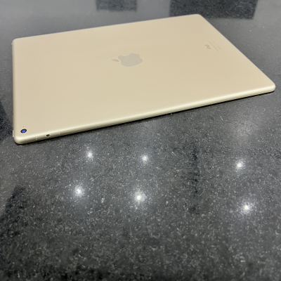 IPad Pro 12.9 (2015). 32gb. Dorada.