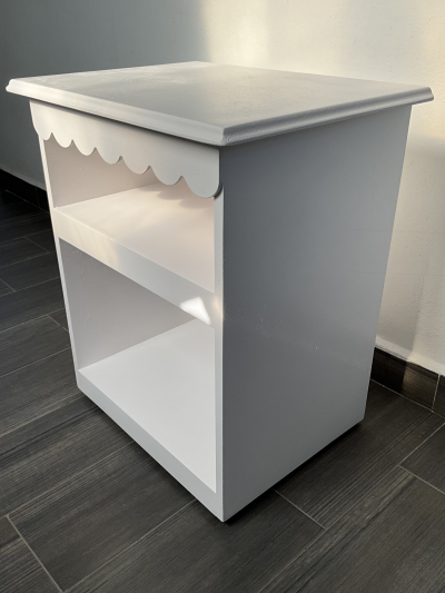 Buró blanco de MDF - restaurado y pintado