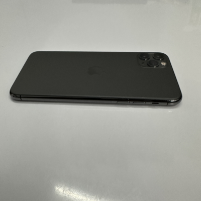 iPhone 11 Pro Max 64gb gris. Libre 