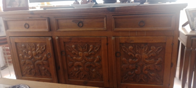 Comedor de 6 sillas con aparador