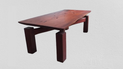 Mesa de centro en madera tropical