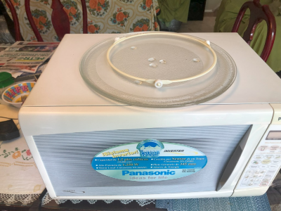 Microondas Panasonic – Potente, Amplio y Económico (Usado)