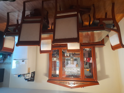 COMEDOR 6 SILLAS CON VITRINA