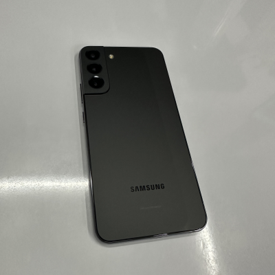 Samsung S22 plus negro. 128gb. 8gb de ram. Libre