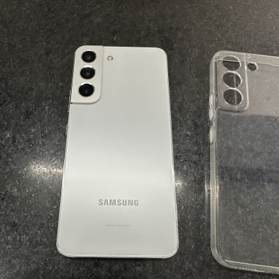 Samsung s22 blanco. 256gb. 8gb de ram. Libre